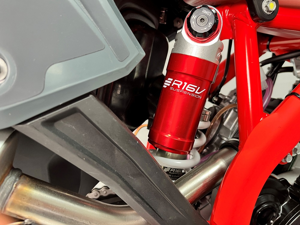 2026 Beta Xtrainer Lowboy shock