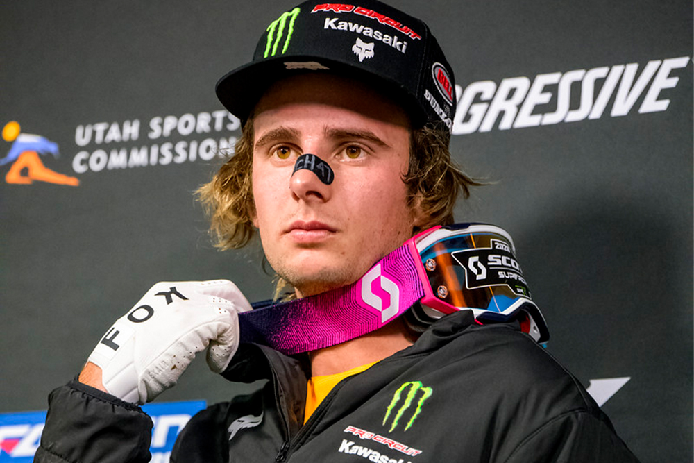 2026-houston-supercross-cycle-news-kitchen