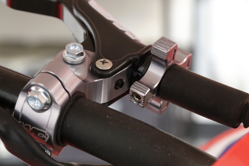 Works Connection GREY_elite perch_Blk lever (5)